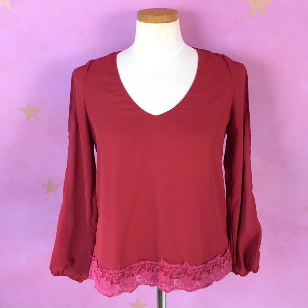 TOBI RED SPLIT SLEEVE LACE TRIM BLOUSE WOMENS SMALL COQUETTE